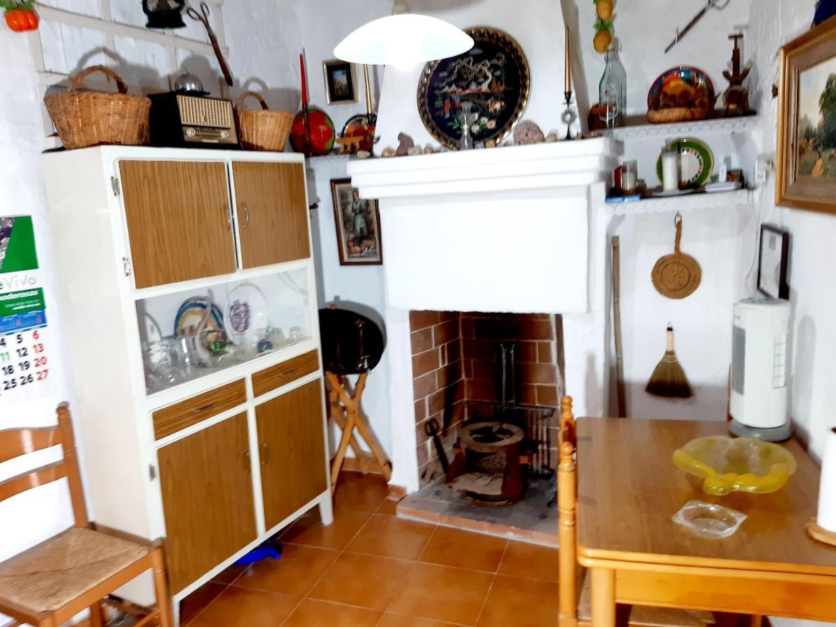 Charming House In Illar With Mountain View And Balcony Villa Dış mekan fotoğraf