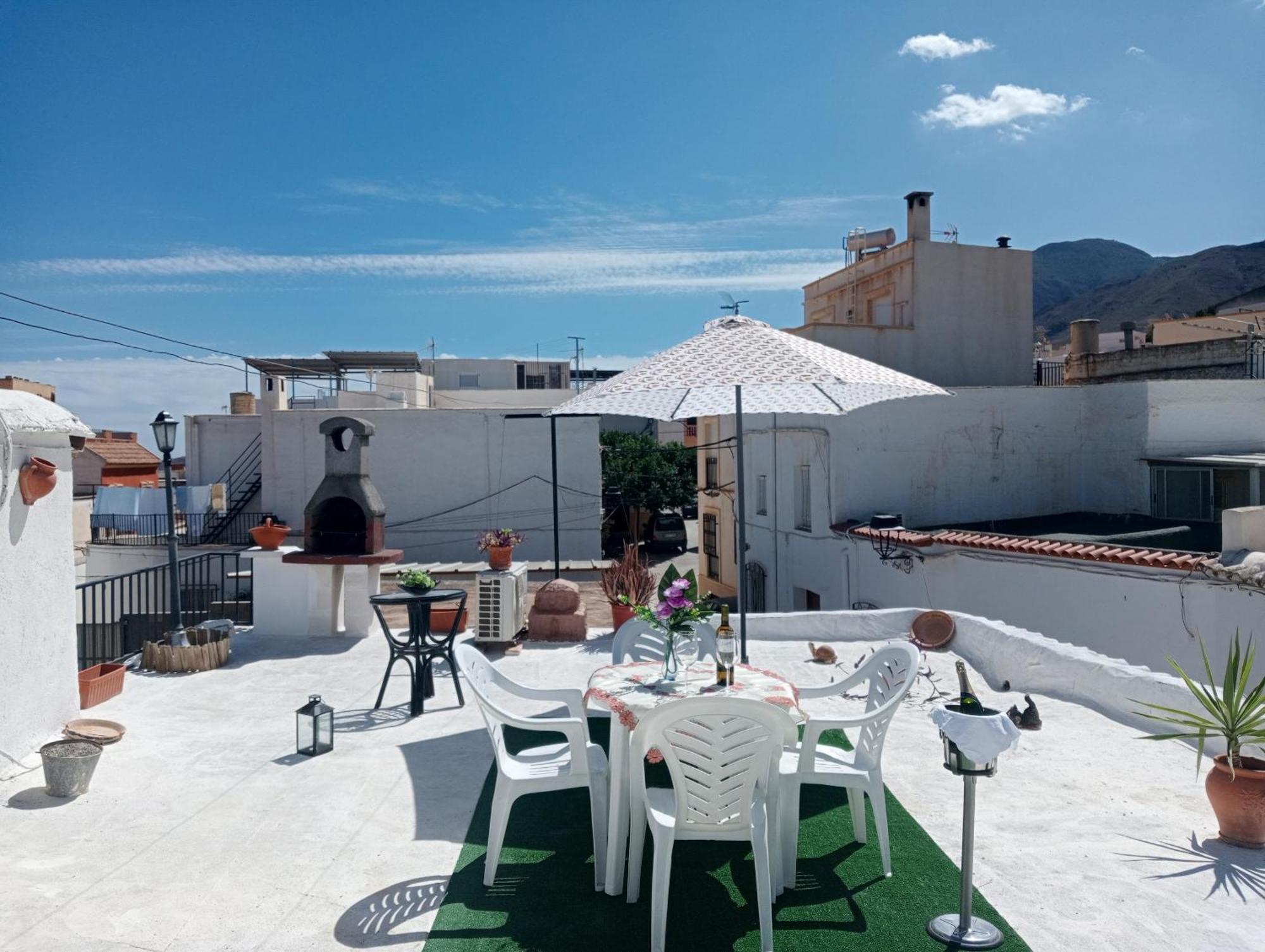 Charming House In Illar With Mountain View And Balcony Villa Dış mekan fotoğraf